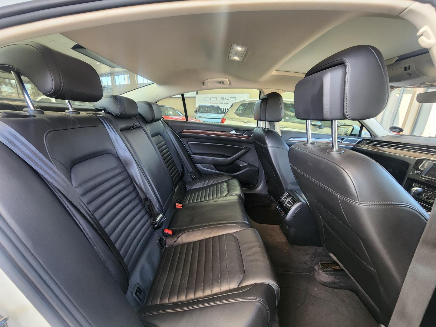 2017 Volkswagen Passat 2.0TSI Executive R-Line For Sale