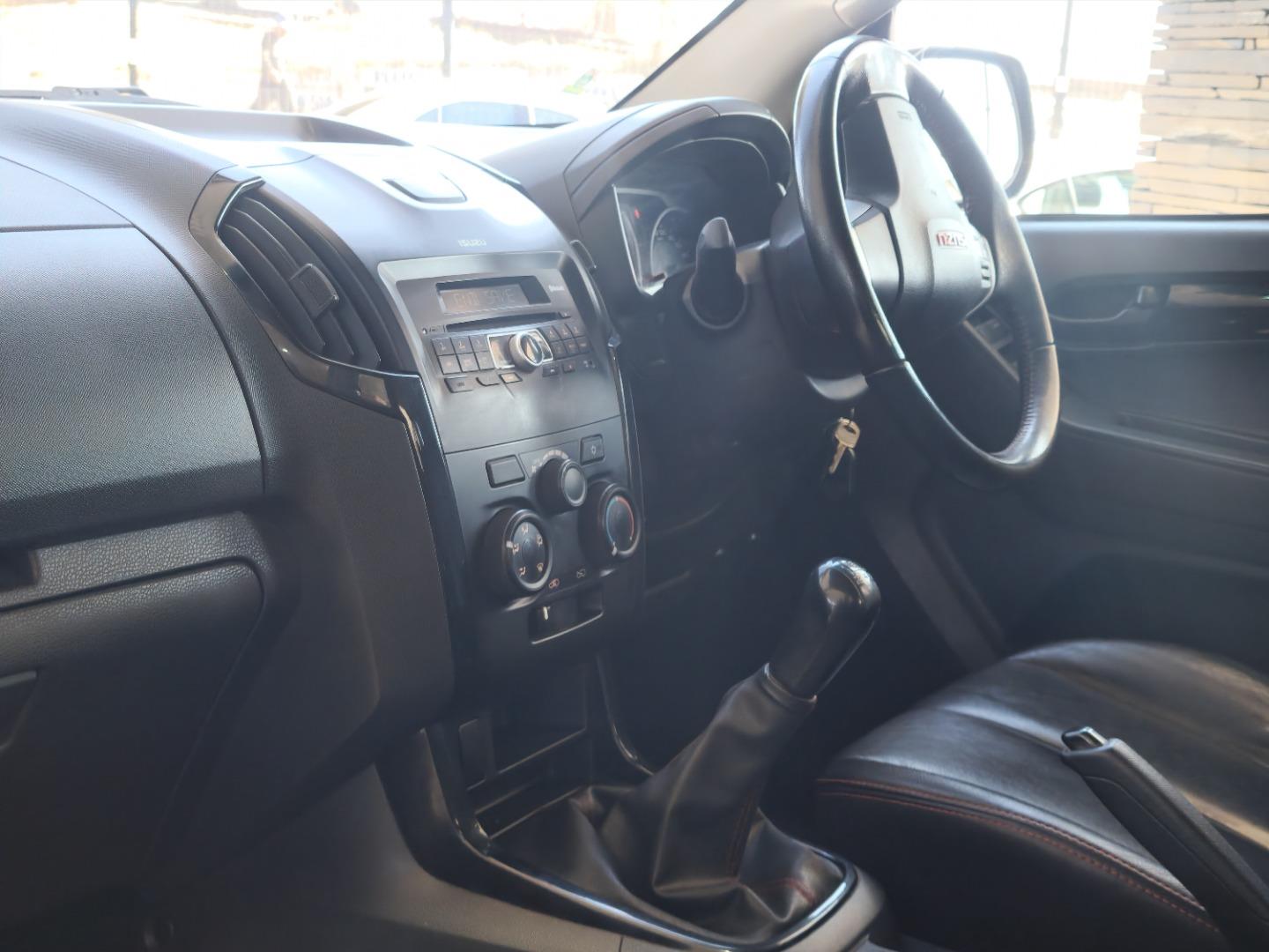 2017 Isuzu KB