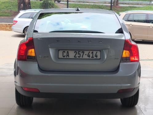 2010 Volvo S40 2.0