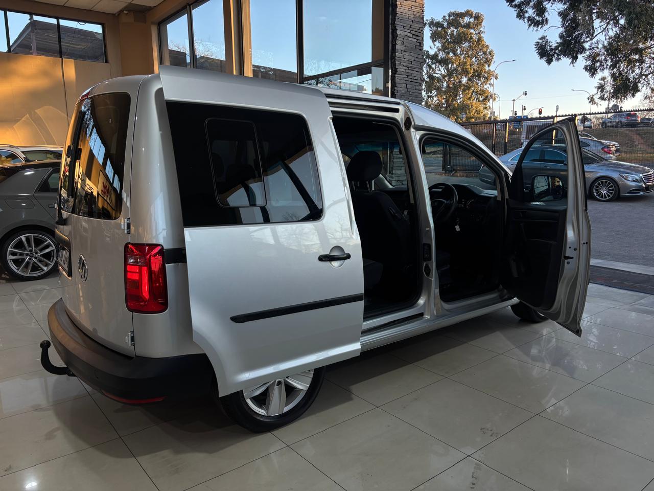 2018 Volkswagen Caddy 1.6 Crew Bus